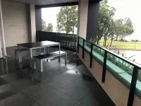 Waters Edge Apartment - Airport Shuttle