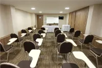 Fluminense Hotel - parking