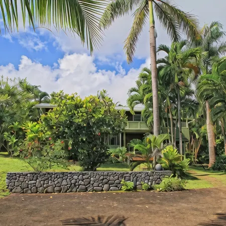 Fisher’s Hana Bay Hale - In Hana Town across from the Bay STHA-2017 0002