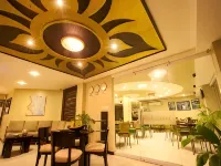 L Square Hotel