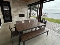 Beautiful Lakefront House with Amazing Views -  Habitaciones en casas particulares