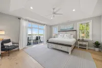 Gaston Shores / Boat Dock, Lake Access & Hot Tub - 4-Star
