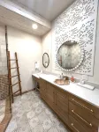 The Bohemian. Unit #5 Charming 2-bedroom apartment in gorgeous Corpus Christi. - Balkoner
