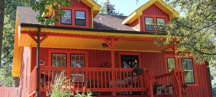 The Ross House 1930's Craftsman Style House Hotels in Gillette