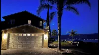 Luxurious 3000sq ft Lakefront Home on Point surrounded by Nature and Views! - 4-Star
