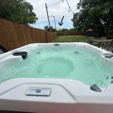 Walk to at&T Stadium & Globe Life! 3Br Home with Hot Tub & Backyard Oasis