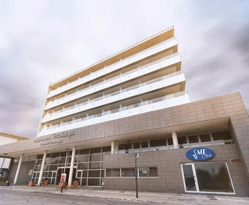 Hotel Balneario Playa de Comarruga - 游泳池