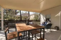 Modern Farmhouse 4 Bedroom Home Away From Home