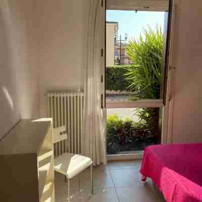 3V Apartments UGO WITH POOL Rooms
