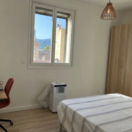 T3 Refait à Neuf au Centre du Mourillon à Toulon
