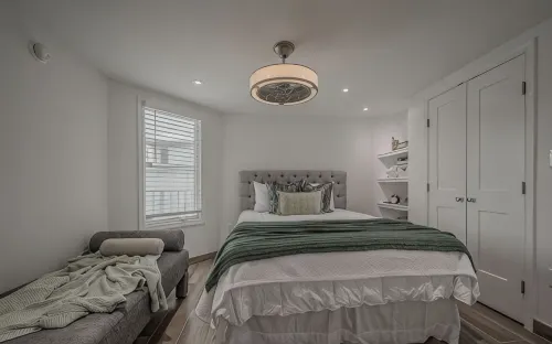 Beach Block Freshly renovated 2-bedroom condo in lovely Dewey Beach on Rodney st - 4-Star