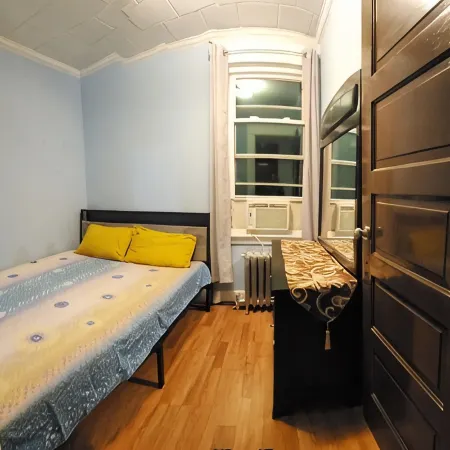 Cozy 3-bedroom house in charming Buffalo with WiFi, AC
