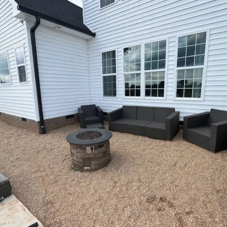 Quiet peaceful Stone mountain fun House with Pool ,Hot Tub￼ and vineyards near Hotels in Traphill