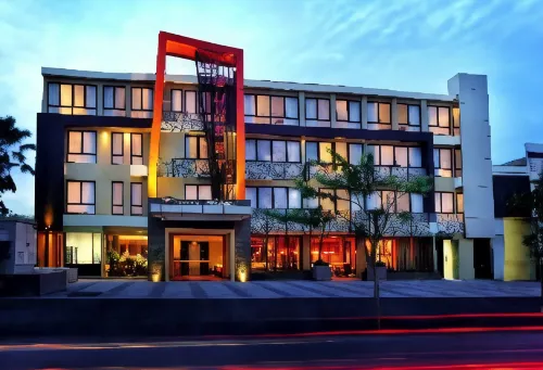 100 ซันเซ็ต โรงแรม - ที่มีฟิตเนส