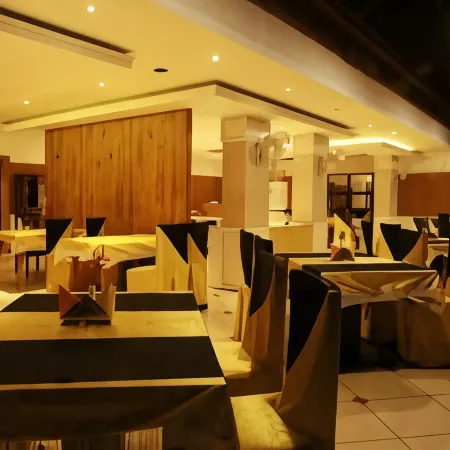 EMARALD RESORT