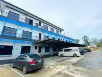 Udomsuk Hotel - parking