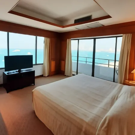 Grand Hotel