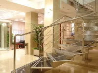 Hotel Gran Legazpi Hotels near Carabanchel