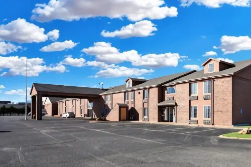 Coratel Inn & Suites by Jasper Newton