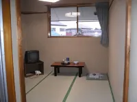 Business Ryokan Marunao - 2-Star