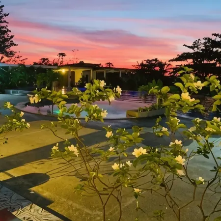 Vistapaloma Beach Resort