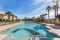 Hollywood Casino Gulf Coast - piscine