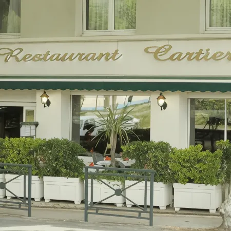 Logis Hôtel Cartier