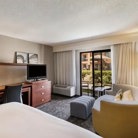Sonesta Select Huntington Beach Fountain Valley