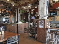 Six Degrees Motel - bar
