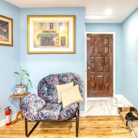 Renovated Rooms 10-min to Finch Subway Near Yonge St Отели рядом с достопримечательностью «Йоркский университет»