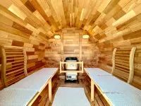 Sauna retreat with open-air bath near the sea