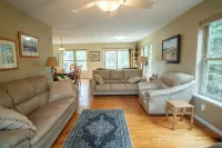 Arbor Pines Oak - walk to downtown Glen Arbor - Wifi