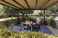 Spacious country house with pool, barbecue, family friendly! - Villas