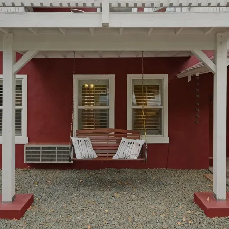 1930s General Store - walkable to downtown, pet-friendly, Home is all for YOU!