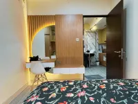 Apartemen Trans Park Cibubur by HOUSLEEP - Wifi