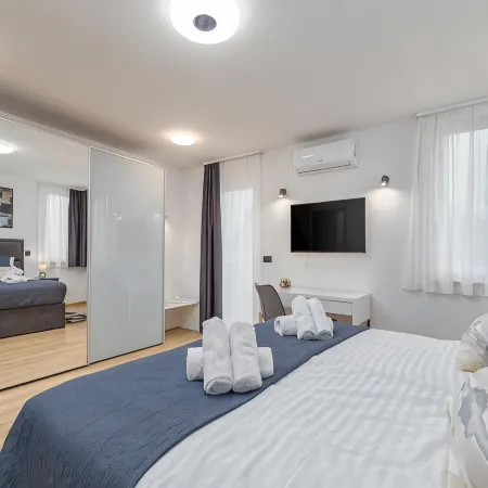 Villa D Pula 3-Bedrooms Luxury Accommodation