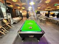 Dluxe Premium Hotel - parking