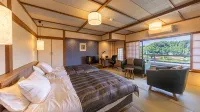Hotel Isobe Garden - Pools