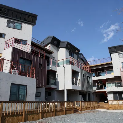 Healing Village Pension Hoteles cerca de Lago Bomun