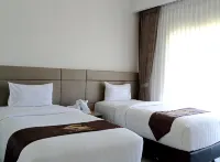 GRAND SAMOTA HOTEL - petit déjeuner