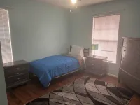 Escape to this charming villa in picturesque Palm Harbor. With 2 cozy bedrooms. - 빌라