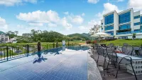 Geoje Island Four Season Pension - Rooftop Pools