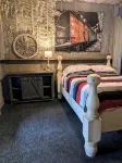 Cozy Barn w/ Pool Access and Near Lake Conroe
