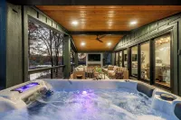 Lakefront! Heated Pool! Hot Tub! Game Room! - 5성급