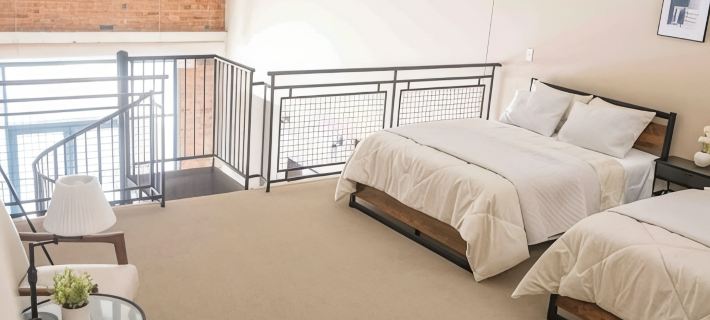 Stylish Condo Downtown Sandusky Hotels in Sandusky