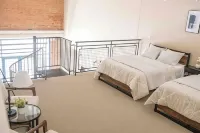 Stylish Condo Downtown Sandusky