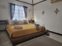 Secluded 2Bd/2Bath w/Private Pool, Quiet w/Breathtakin Views 7Mins to Rodney Bay - 3-Star
