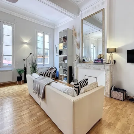 "DesignLoftSophia" vacation apartment in the historic old town of Grasse