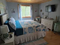 Quiet and located close to the ocean  2 bedroom 2 bath home - Wifi