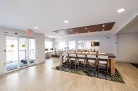 Holiday Inn Express ALPHARETTA - ROSWELL by IHG - 3 tähden